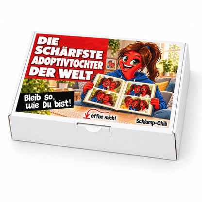 Die schärfste Adoptivtochter der Welt – Geschenkbox Schrägansicht
