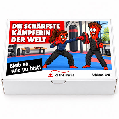 Die schärfste Kämpferin der Welt – Geschenkbox Vorderansicht