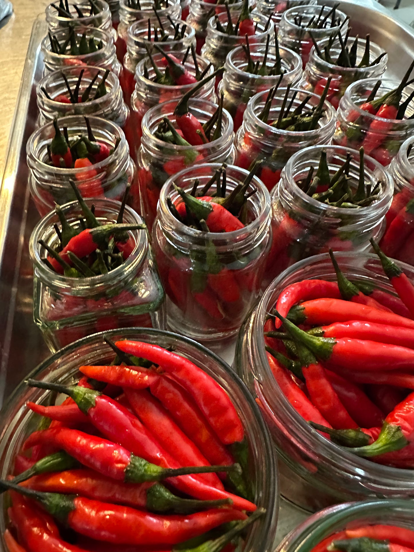 I LIKE TO RAWIT RAWIT - eingelegte Thai Chilis (100ml)